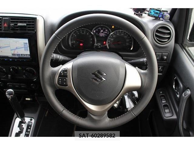 Suzuki JIMNY 2014-10 372572-14