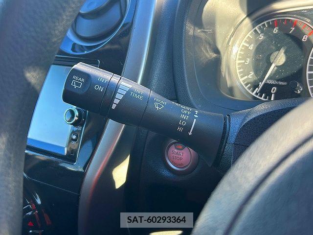 Nissan NOTE 2013-04 302305-16