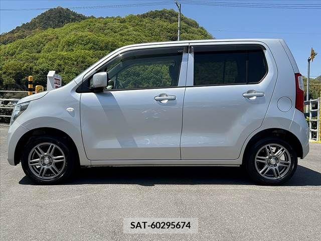 Suzuki WAGON R 2015-01 245802-10
