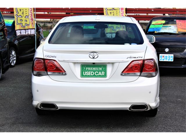 Toyota CROWN SEDAN 2010-06 2988-6
