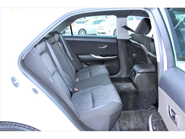Toyota CROWN SEDAN 2010-06 2988-12