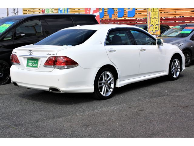 Toyota CROWN SEDAN 2010-06 2988-2