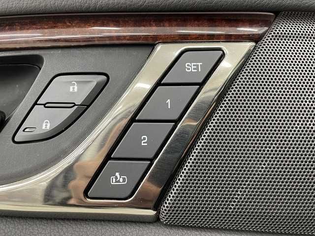 Cadillac CTS 2014-05 22940-8