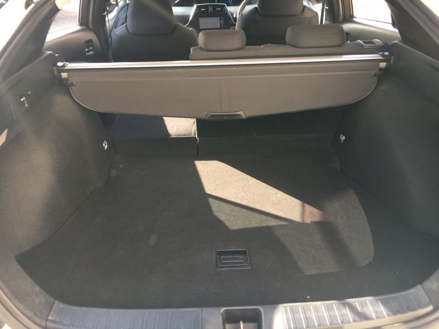 Toyota PRIUS 2017-03 27896-13