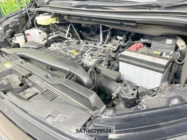 Toyota VOXY 2023-10 289237-18