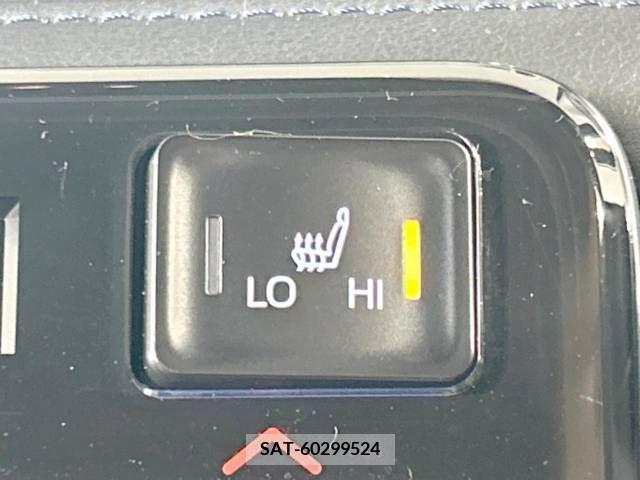 Toyota VOXY 2023-10 289237-6