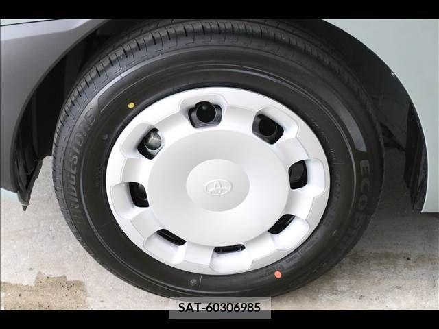 Toyota SIENTA 2024-05 313414-13