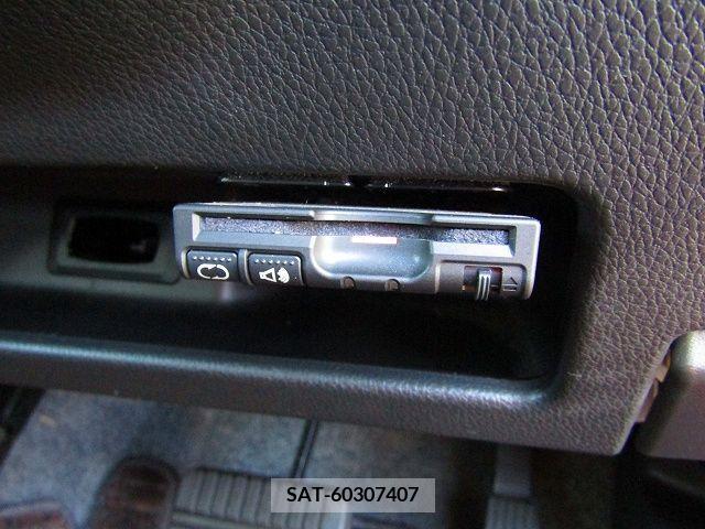 Mitsubishi EK SPACE 2017-07 218854-18
