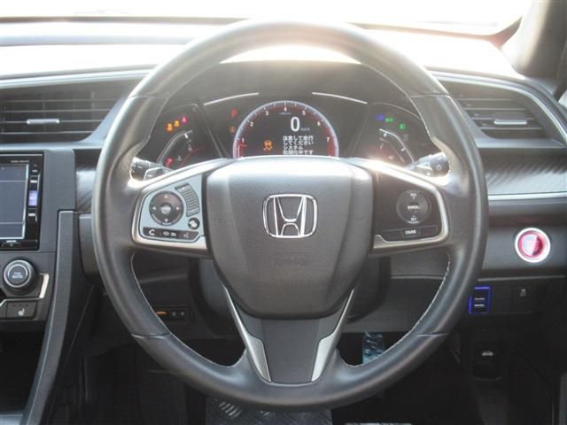 Honda CIVIC 2018-05 196118-29
