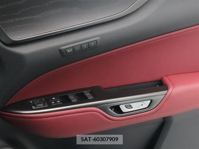 Lexus NX 2023-05 275605-4