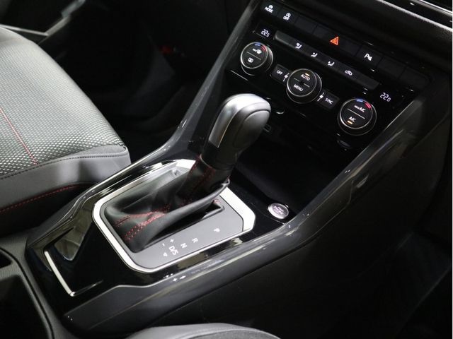 VolksWagen T-ROC 2020-12 188949-11