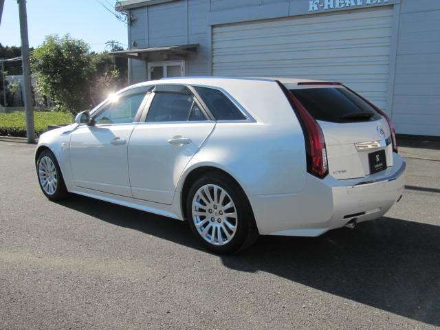 Cadillac CTS 2010-11 190361-7