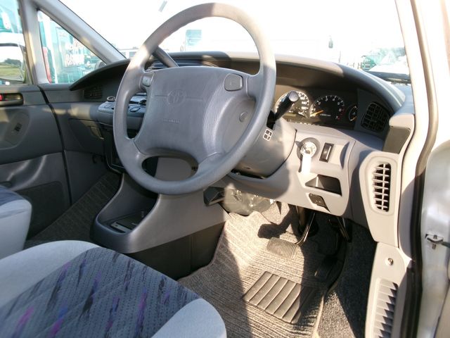 Toyota ESTIMA LUCIDA 1998-09 7018-11