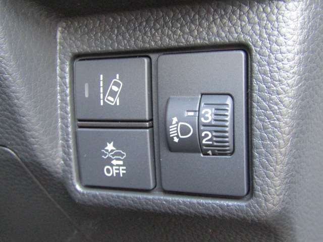 Honda N BOX CUSTOM 2022-02 5595-8