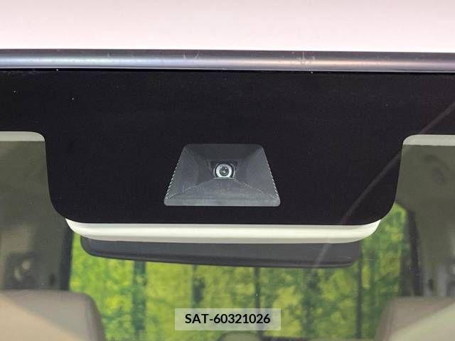Honda N BOX 2020-10 278539-2