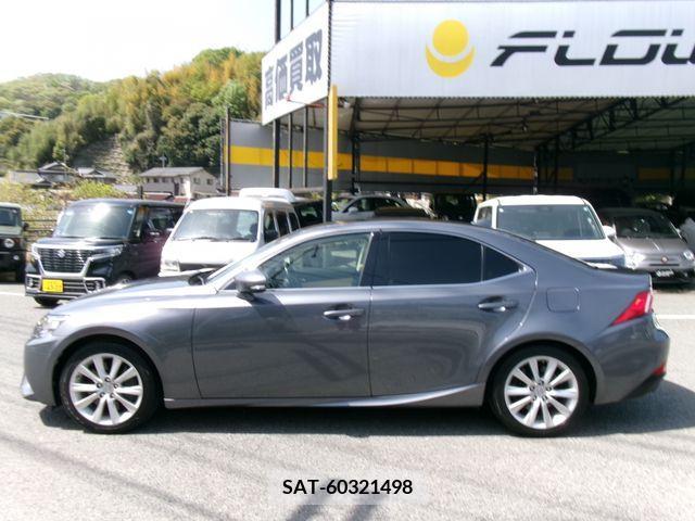 Lexus IS 2016-01 276025-11
