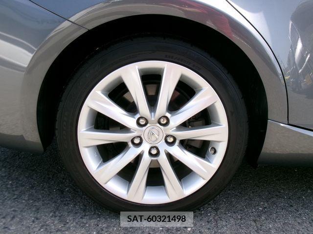 Lexus IS 2016-01 276025-12