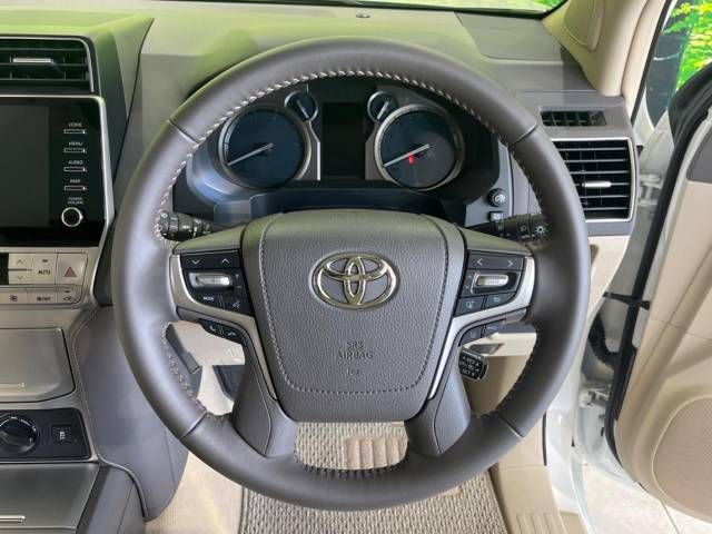 Toyota PRADO 2023-02 15119-12