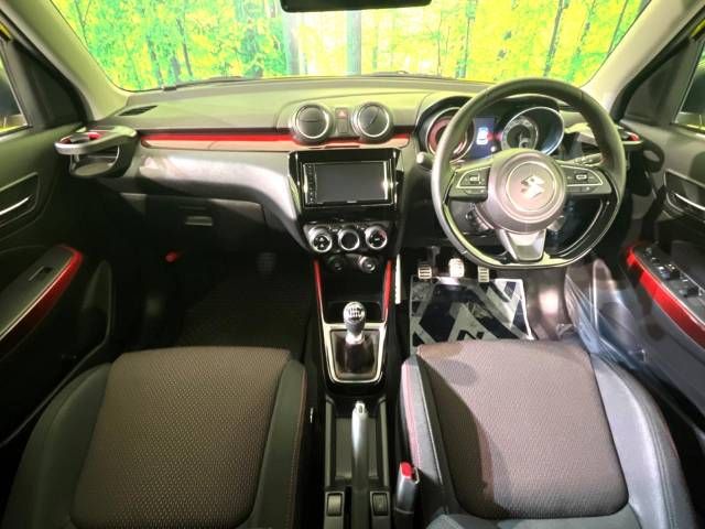 Suzuki SWIFT 2022-04 184816-1