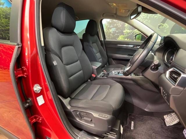 Mazda CX-5 2018-06 20598-8