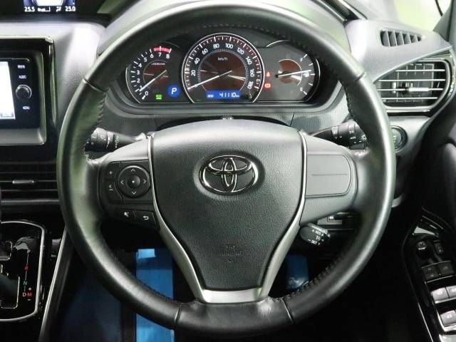 Toyota ESQUIRE 2018-10 10650-11
