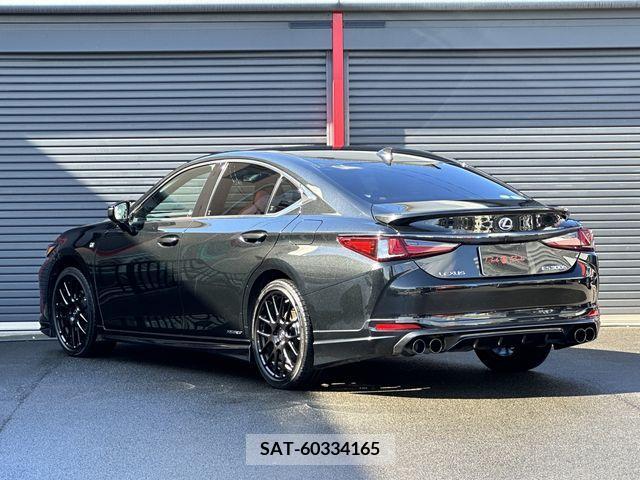 Lexus ES 2019-05 387439-24
