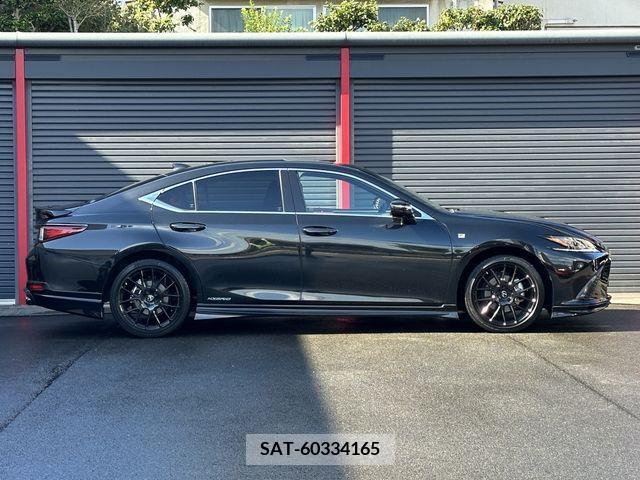 Lexus ES 2019-05 387439-26