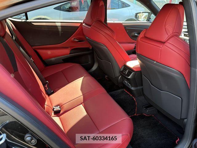 Lexus ES 2019-05 387439-18