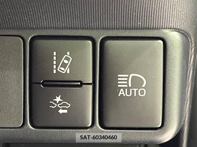 Toyota AQUA 2018-07 356216-4