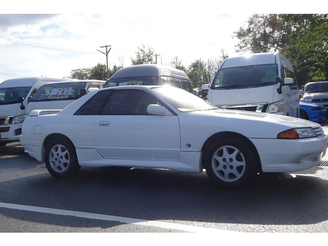 Nissan SKYLINE COUPE 1992-11 21445-1
