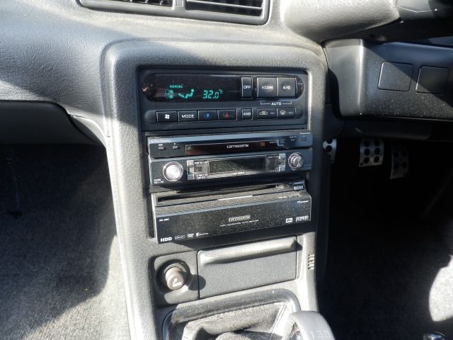 Nissan SKYLINE COUPE 1992-11 21445-9