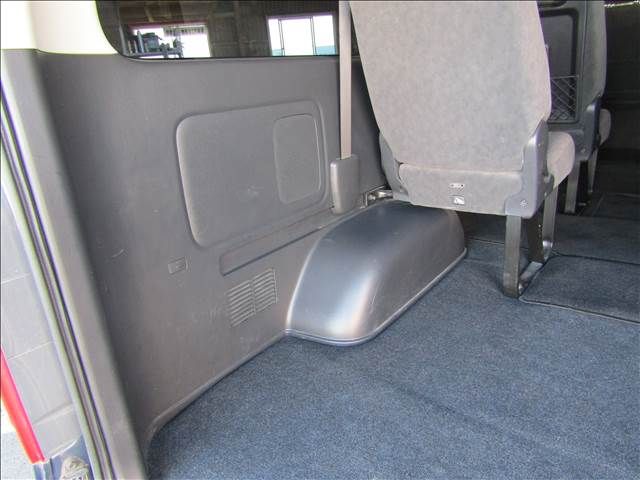 Toyota HIACE WAGON 2018-05 4653-25
