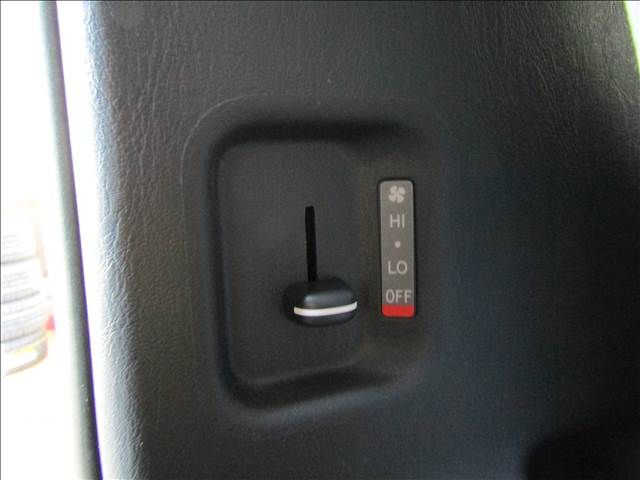 Toyota HIACE WAGON 2018-05 4653-28