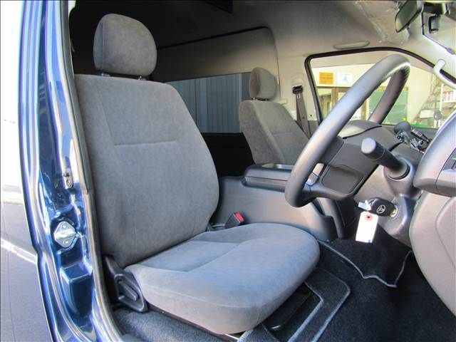 Toyota HIACE WAGON 2018-05 4653-14