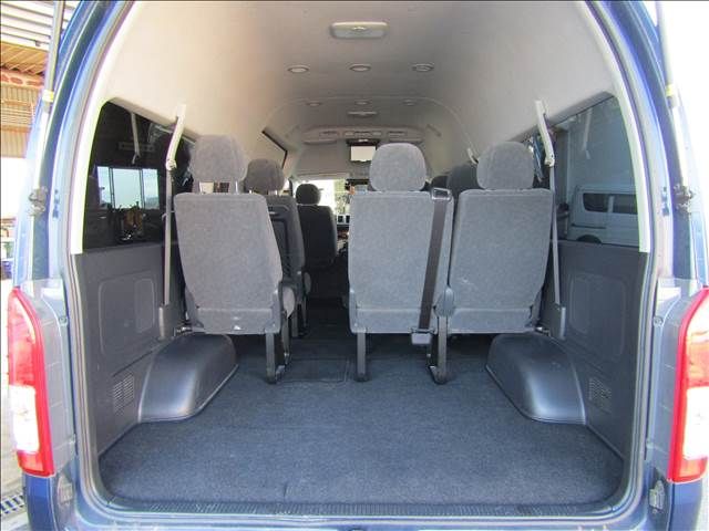 Toyota HIACE WAGON 2018-05 4653-23