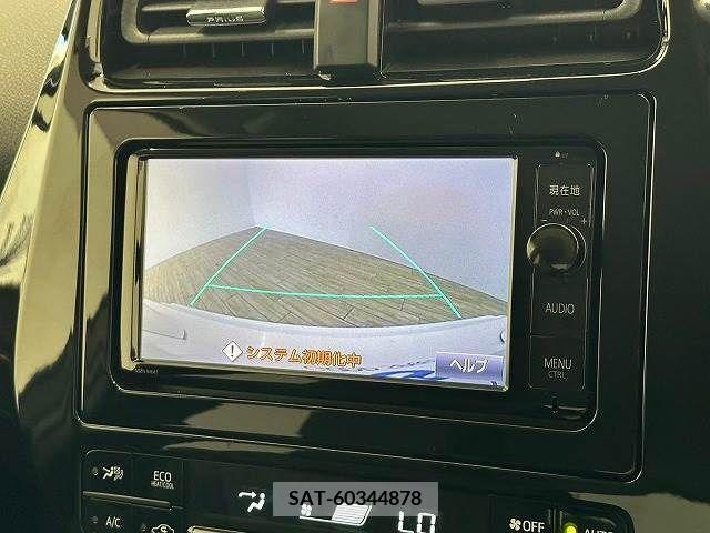 Toyota PRIUS 2015-12 330972-3