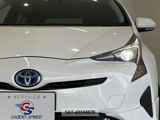 Toyota PRIUS 2015-12 330972-17