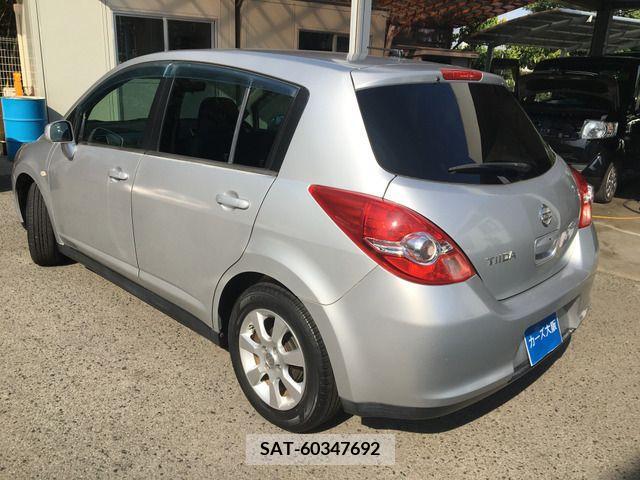 Nissan TIIDA 2009-08 369608-3