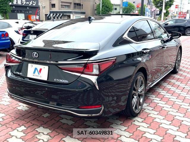 Lexus ES 2020-05 362734-17