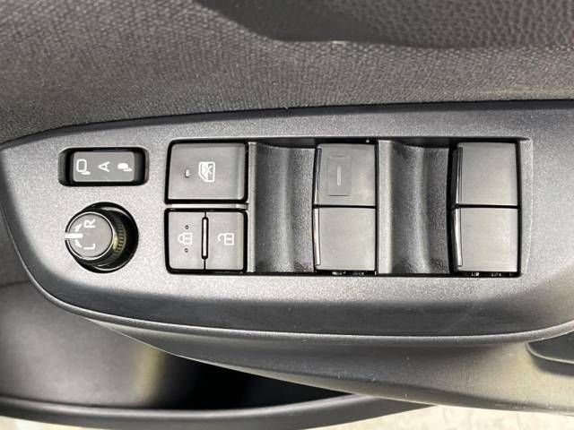 Toyota YARIS 2021-03 17326-7