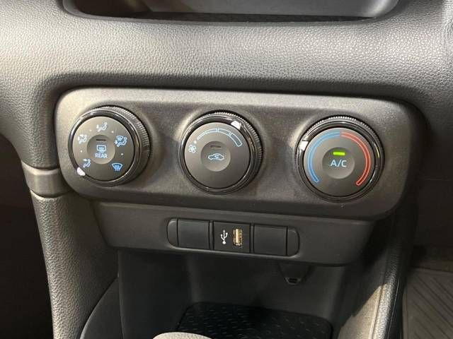 Toyota YARIS 2021-03 17326-5