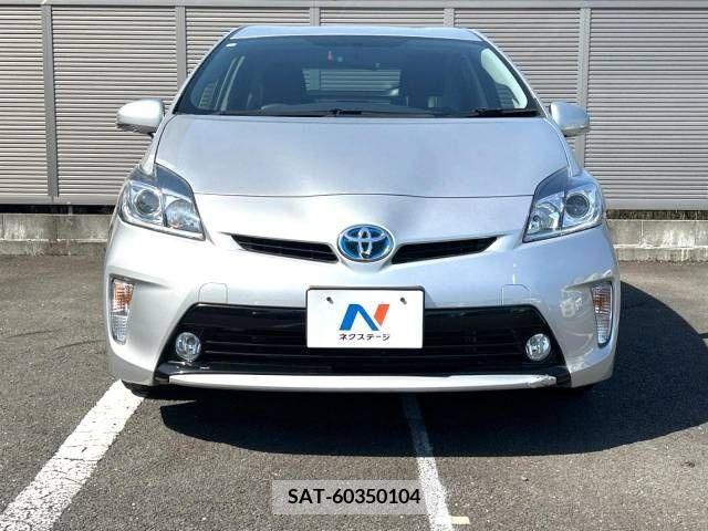 Toyota PRIUS 2014-09 282244-12