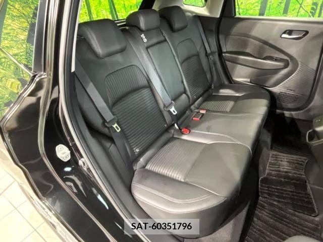 Nissan AURA 2021-10 261466-9