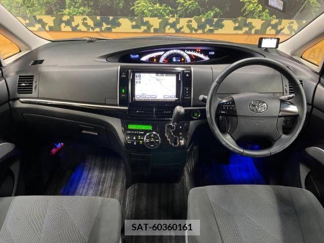 Toyota ESTIMA 2015-02 268717-1