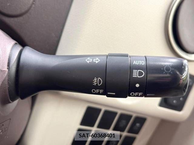 Toyota PORTE 2015-08 366283-7