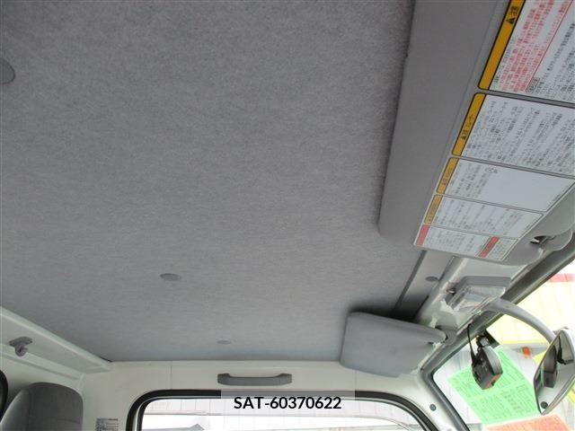Isuzu ELF TRUCK 2019-03 387605-23