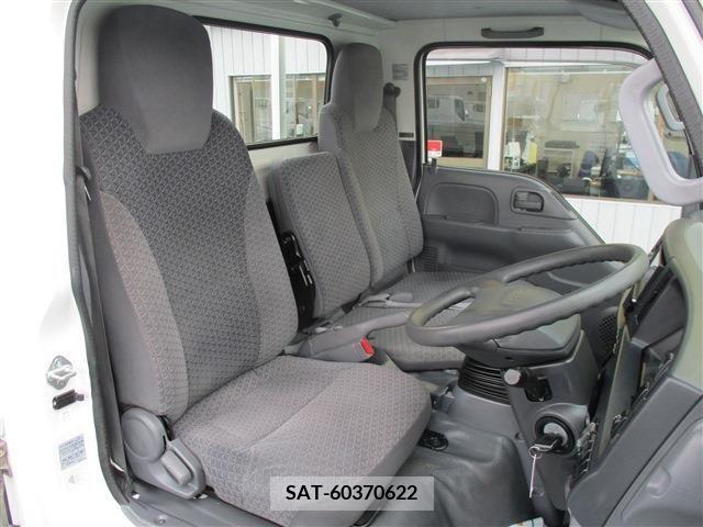 Isuzu ELF TRUCK 2019-03 387605-13