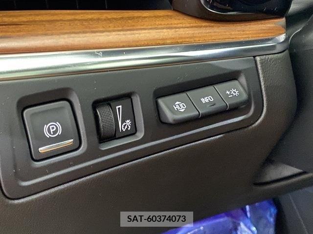 Cadillac XT5 2022-08 294681-17