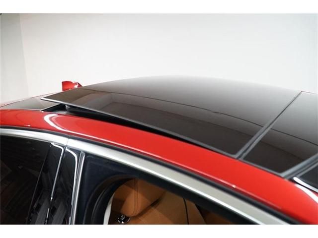 Jaguar XJ SERIES 2018-11 14057-28