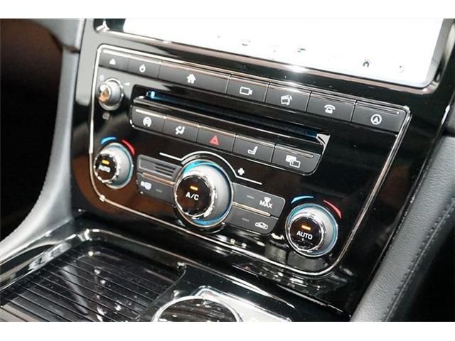 Jaguar XJ SERIES 2018-11 14057-20